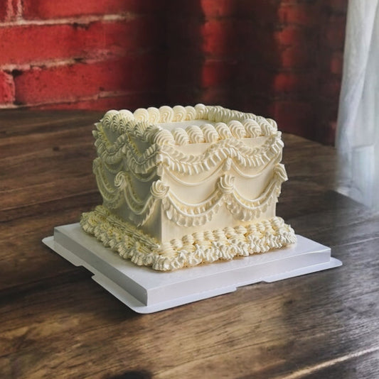 Victorian Elegance (Customisable)