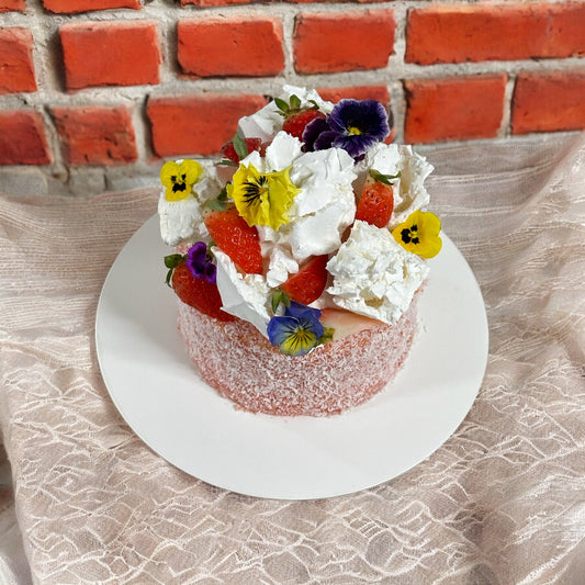Pavlova Love Bird Lamington Cake