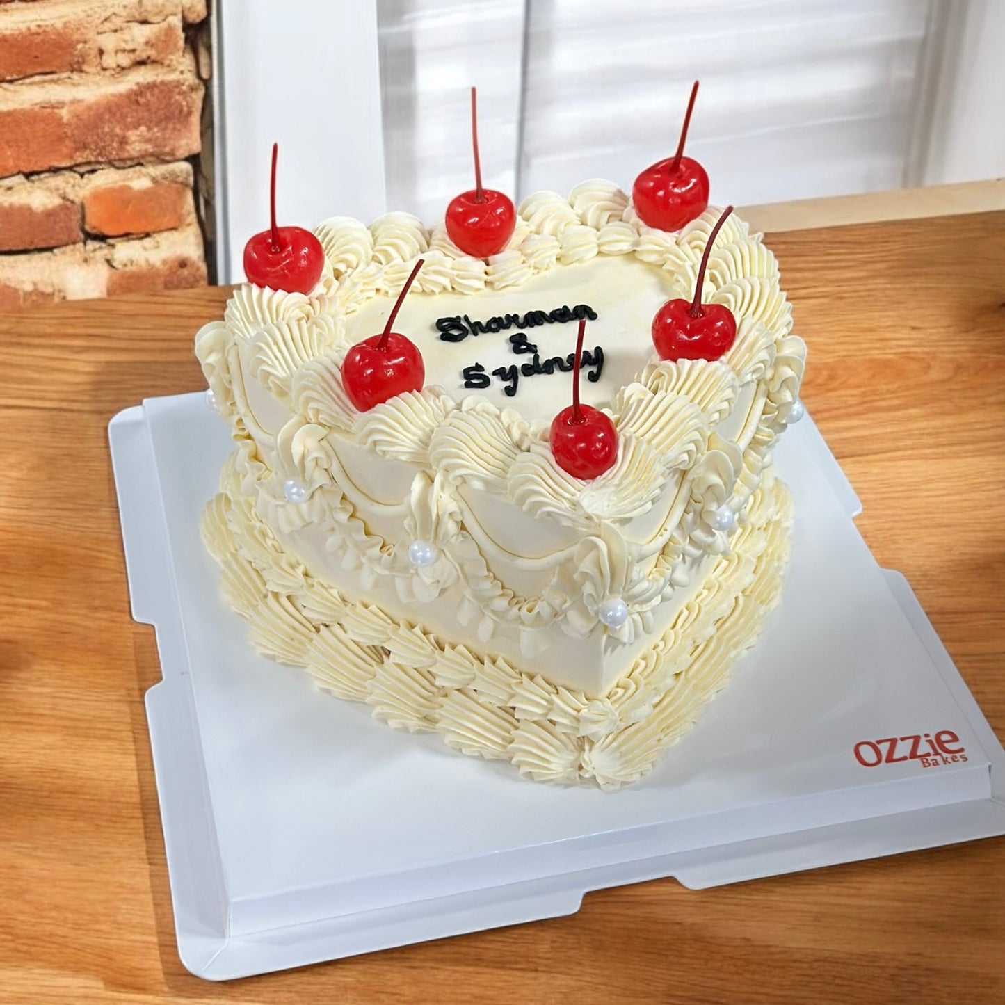 Vintage Cherry Jubilee (Colour changeable)