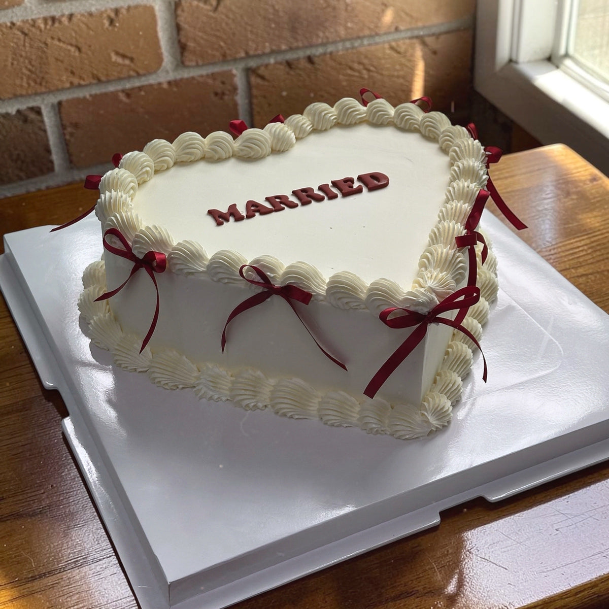Vintage Standard Cake(Custom colour)