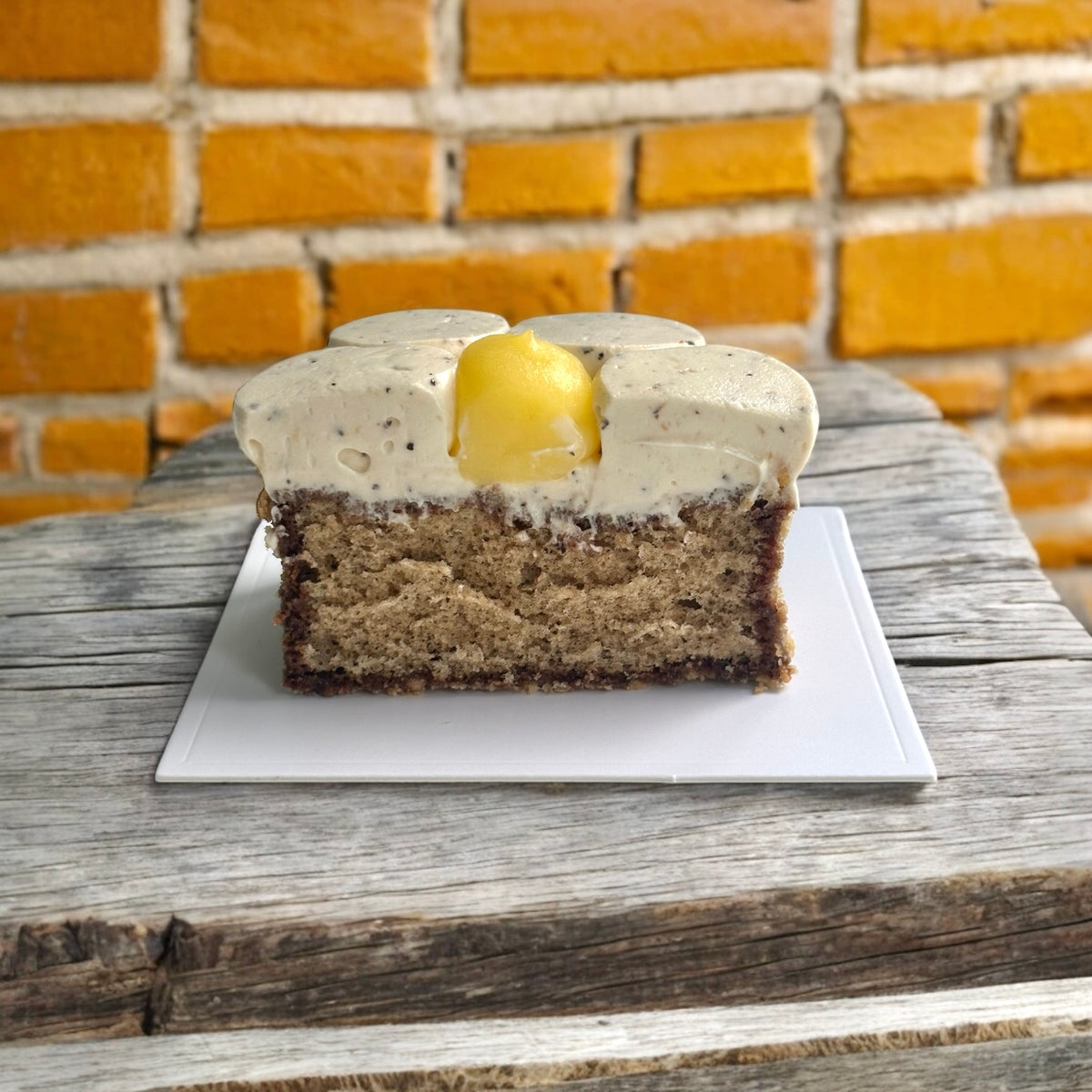 Earl Grey Lemon lamington cake